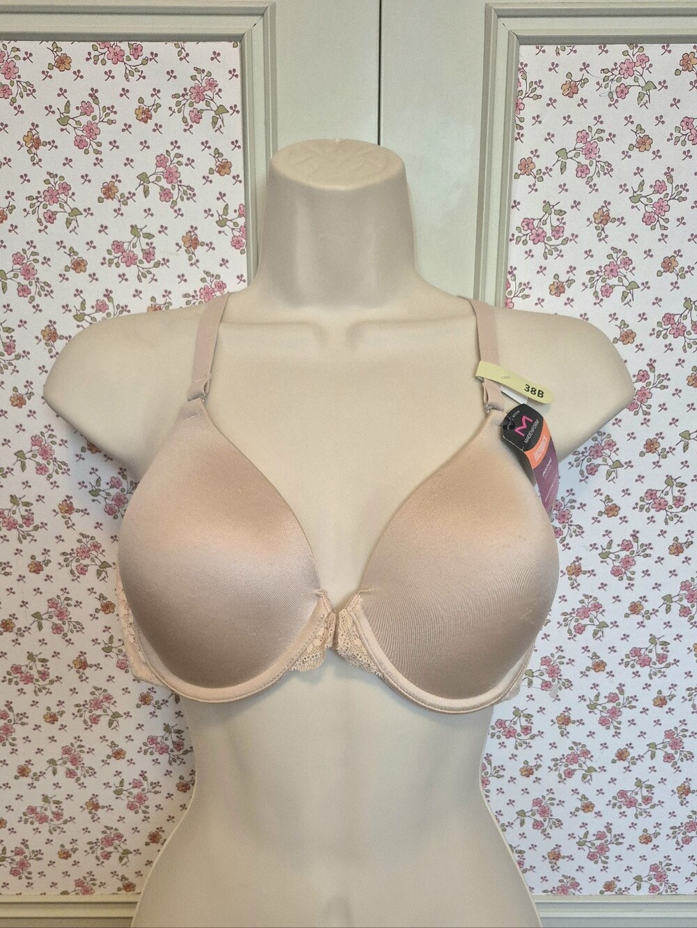 NWT Maidenform Front Close Beige/Nude T-Shirt Bra with Lace Accent 38B MSRP $40